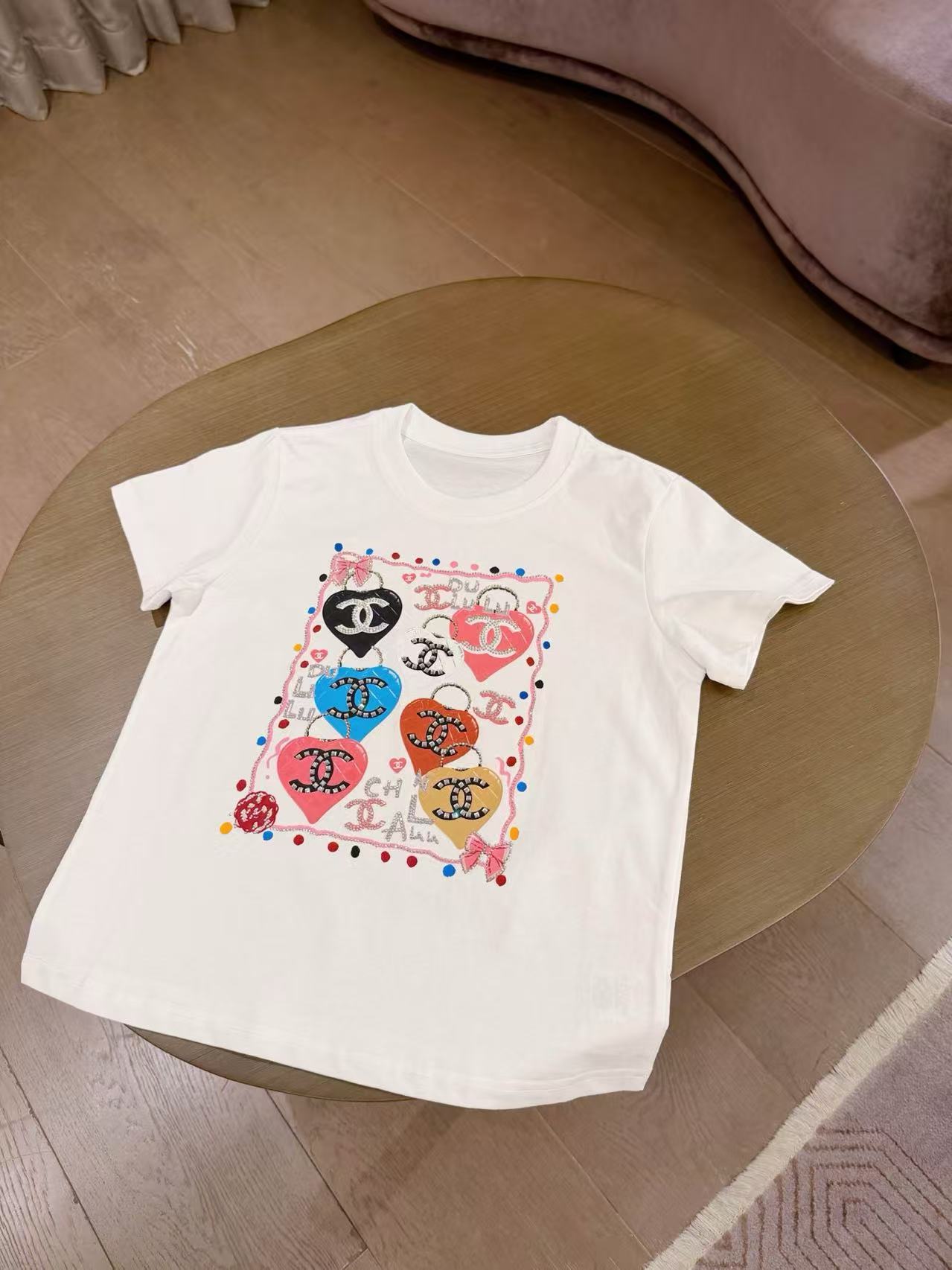 CC Double-C Logo Colorful Heart Short-Sleeve T-Shirt