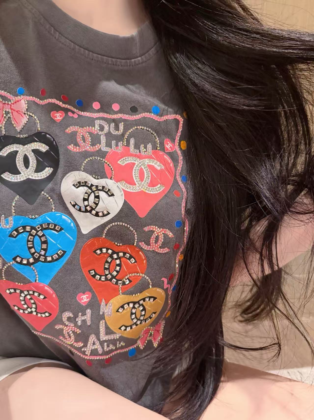 CC Double-C Logo Colorful Heart Short-Sleeve T-Shirt