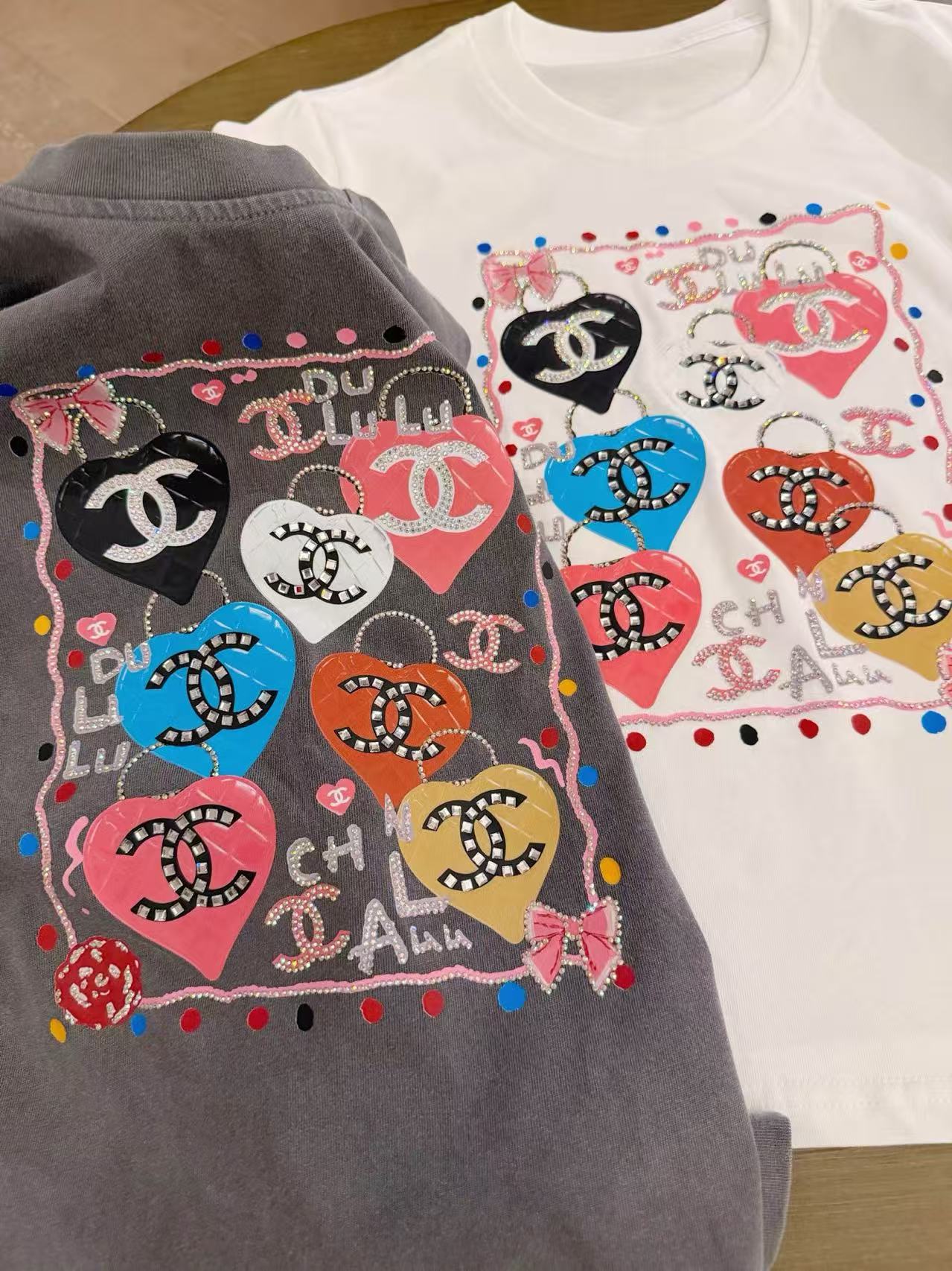 CC Double-C Logo Colorful Heart Short-Sleeve T-Shirt