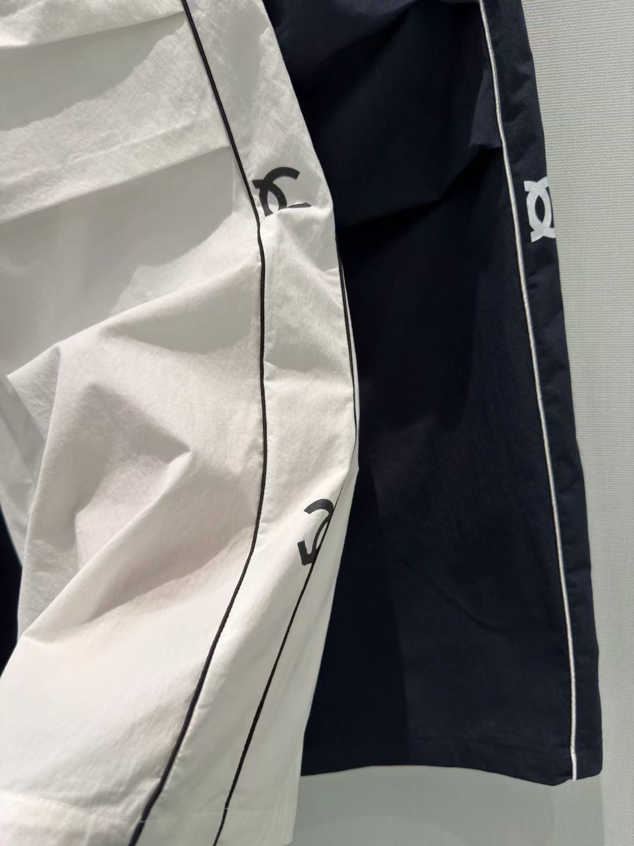 CC Double-C Stripe Elastic-Waist Straight-Leg Casual Pants