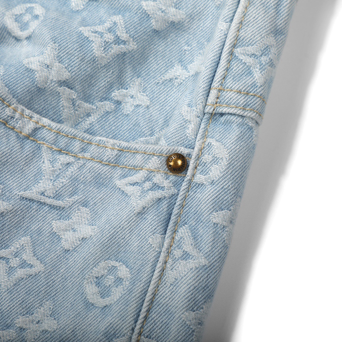 1V denim jeans