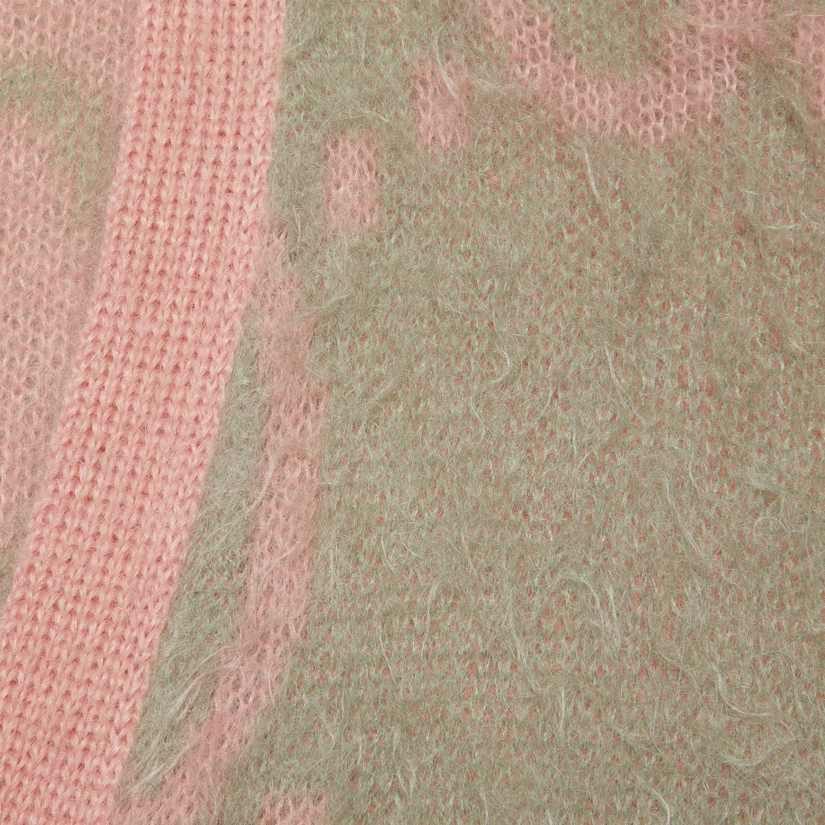GU REVERSIBLE MOHAIR CARDIGAN