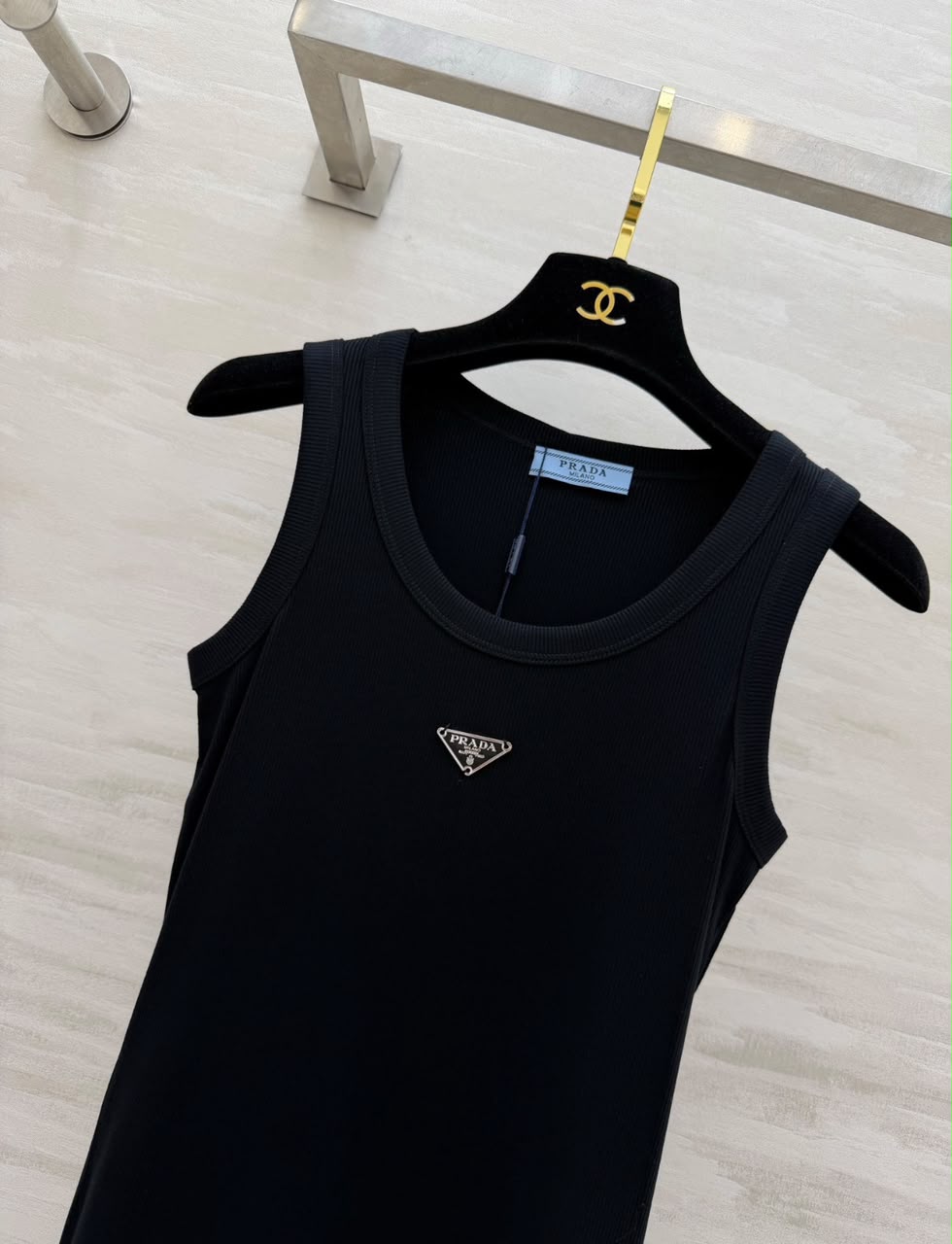 [New Customer Exclusive]PD Triangle Logo Knit Tank Top