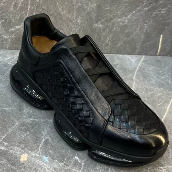 Woven Leather Slip On Sneaker with Air Cushion Sole and Elastic Cross Strap for Modern Urban Style