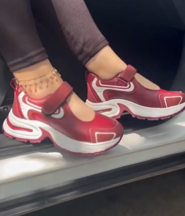 Velcro Strap Mary Jane Platform Sneakers with Chunky Sole and Modern Geometric Detailing