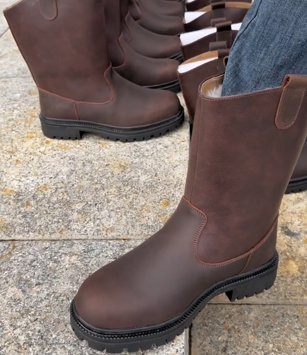 Leather Pull On Mid Calf Boot with Fleece Lining and Rugged Lug Sole for Winter Warmth and Outdoor Durability