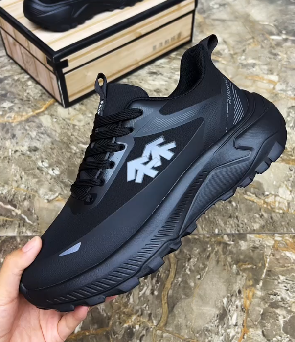 Lightweight Mesh Athletic Sneaker with Graphic Logo and Cushioned Chunky Sole for Active Lifestyle
