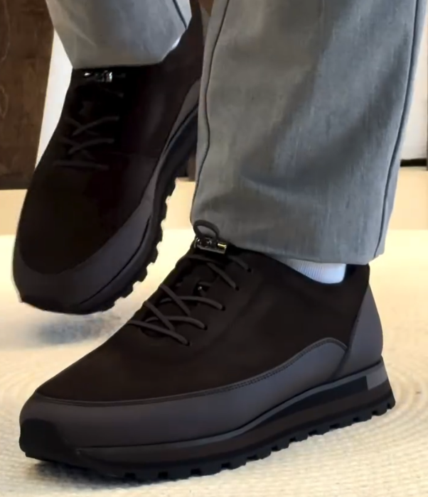 Minimalist Lace Up Sneaker with Textured Upper and Chunky Rubber Sole for Modern Casual Style