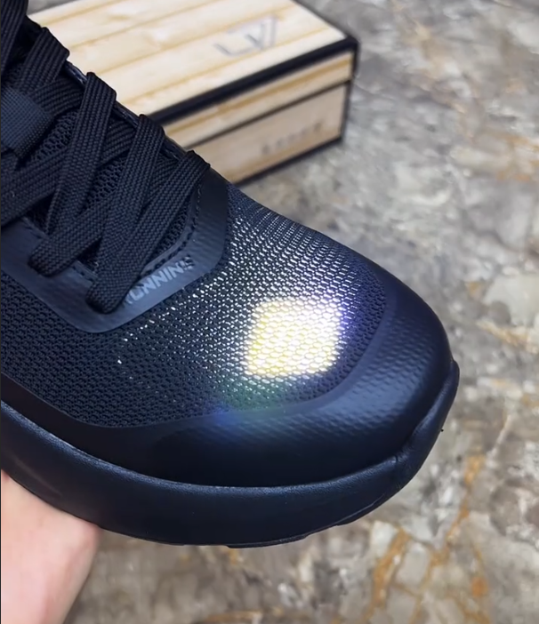 Breathable Mesh Running Sneaker with Sculpted Thick Sole and Dynamic Side Lines for Athletic Performance