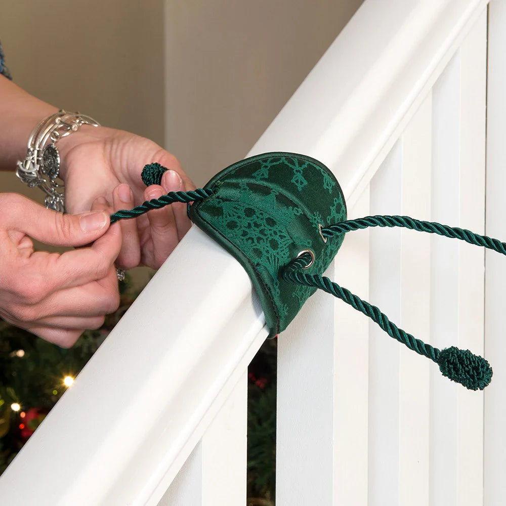 Christmas Garland Ties – Reusable Holiday Fasteners for Banisters, Railings & Garlands
