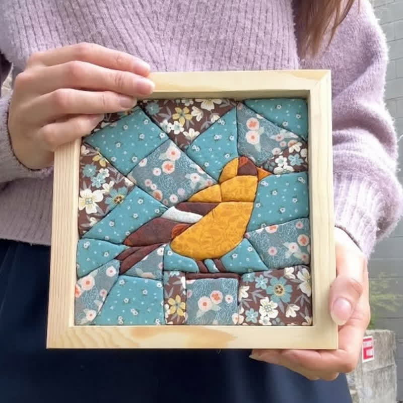 Premium Diy No-sew Kinusaiga Fabric Art Kit - Robin - 7.9 × 7.9 in (20 × 20 cm) - image 1