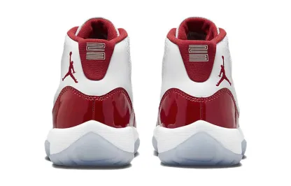 (GS) Air jordtthhan 11 Retro 'Cherry' 378038-116