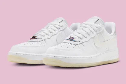 Nike Air Force 1 “True Colors When Exposed To UV”