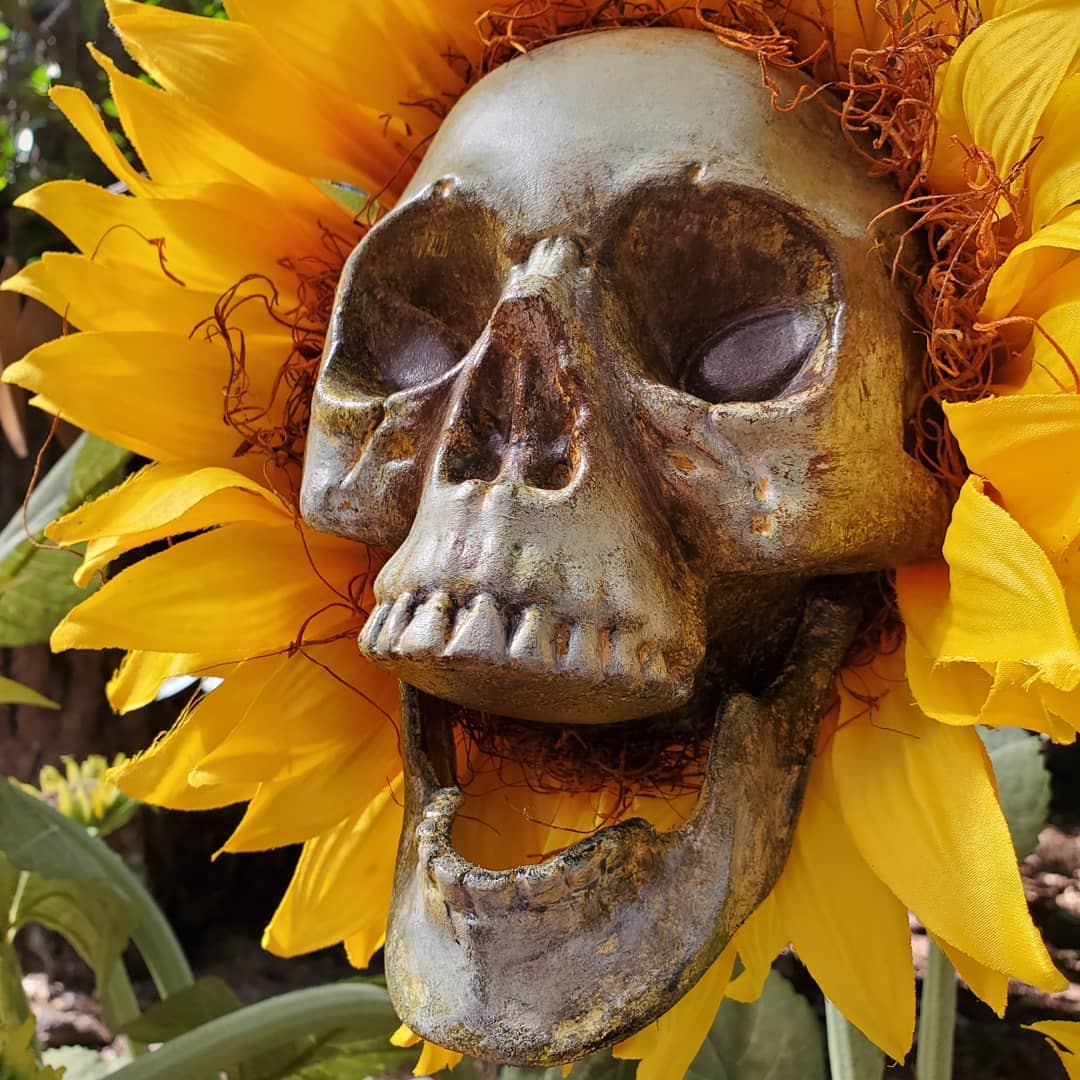Sunflower Skull Flowers Stake