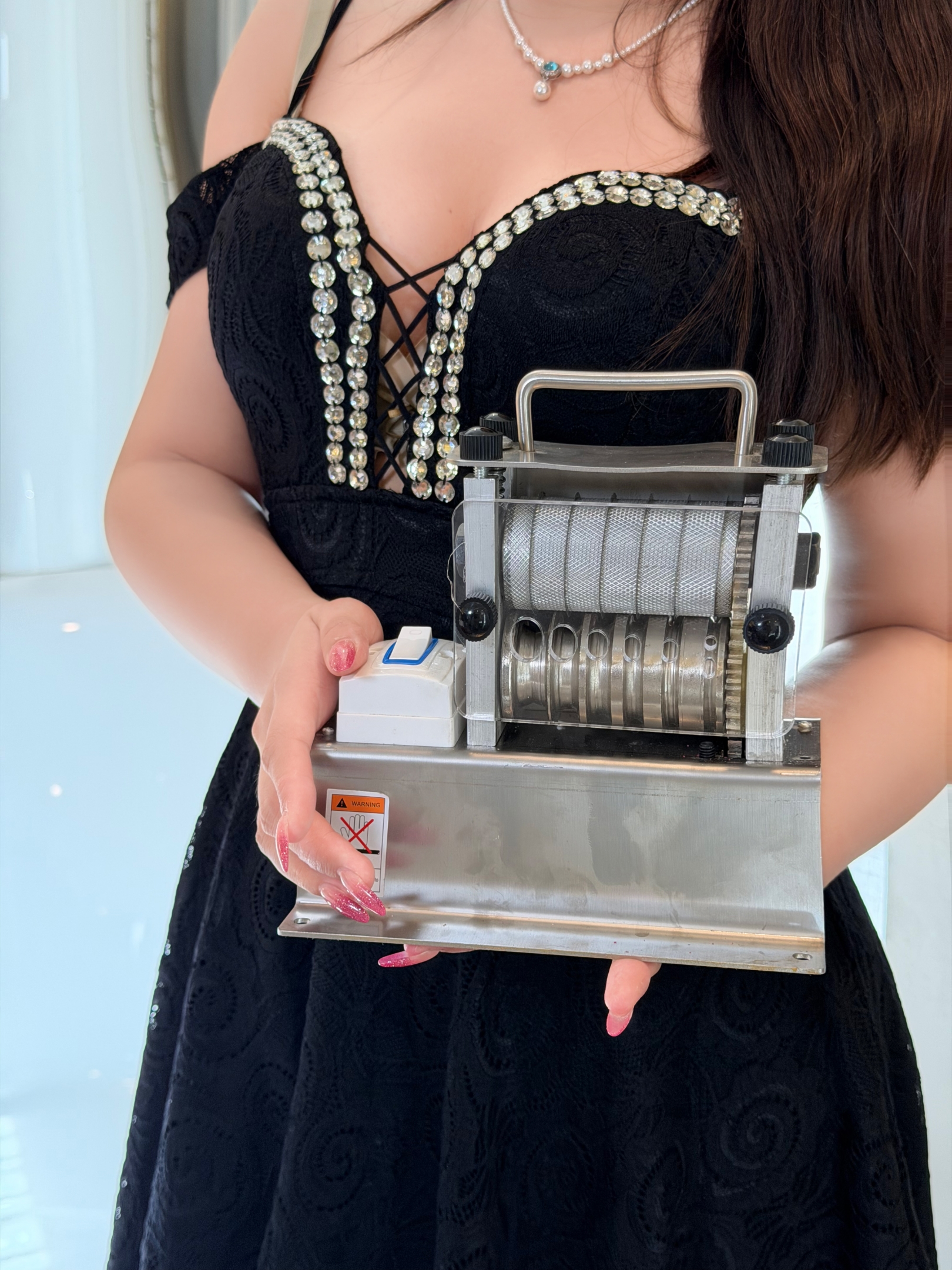 Small electric wire stripping machine