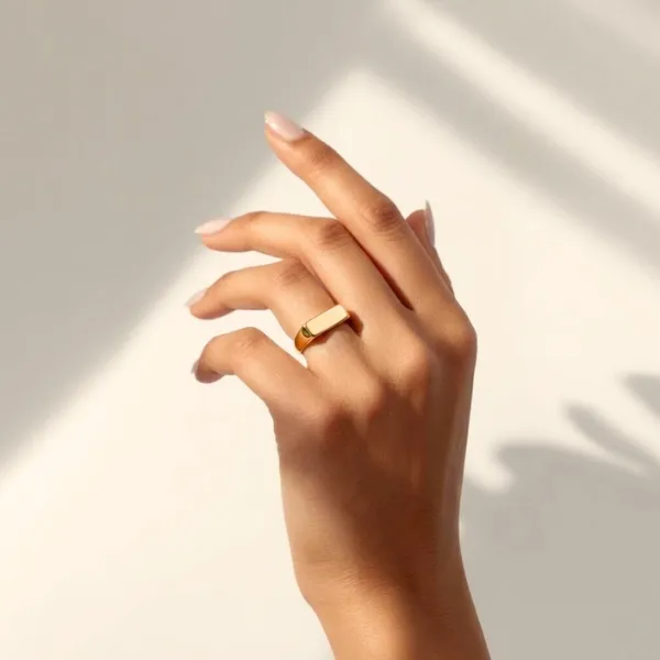 Light Sculpted Faith Ring