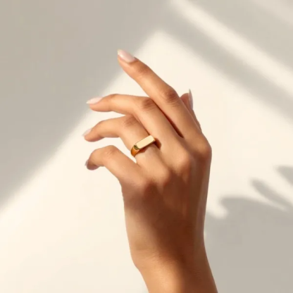 Light Sculpted Faith Ring