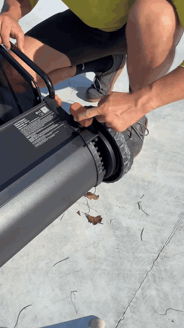 Upgraded-series brush-height adjustment demonstration; exact width unverified