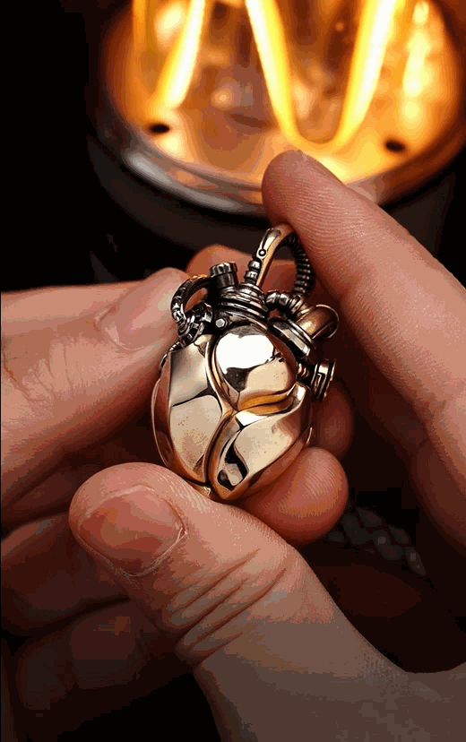 💓💓Heart of Eternal Scars⚙️ Mechanical Heart Pendant