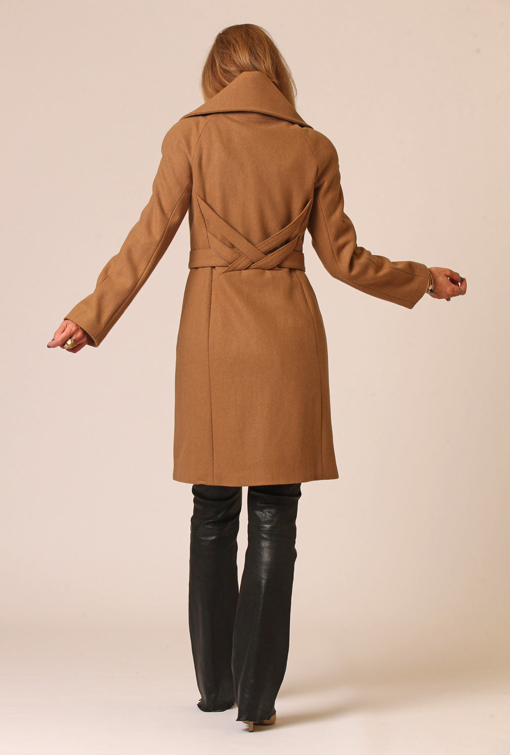 CROSSBAR RAGLAN COAT CAMEL