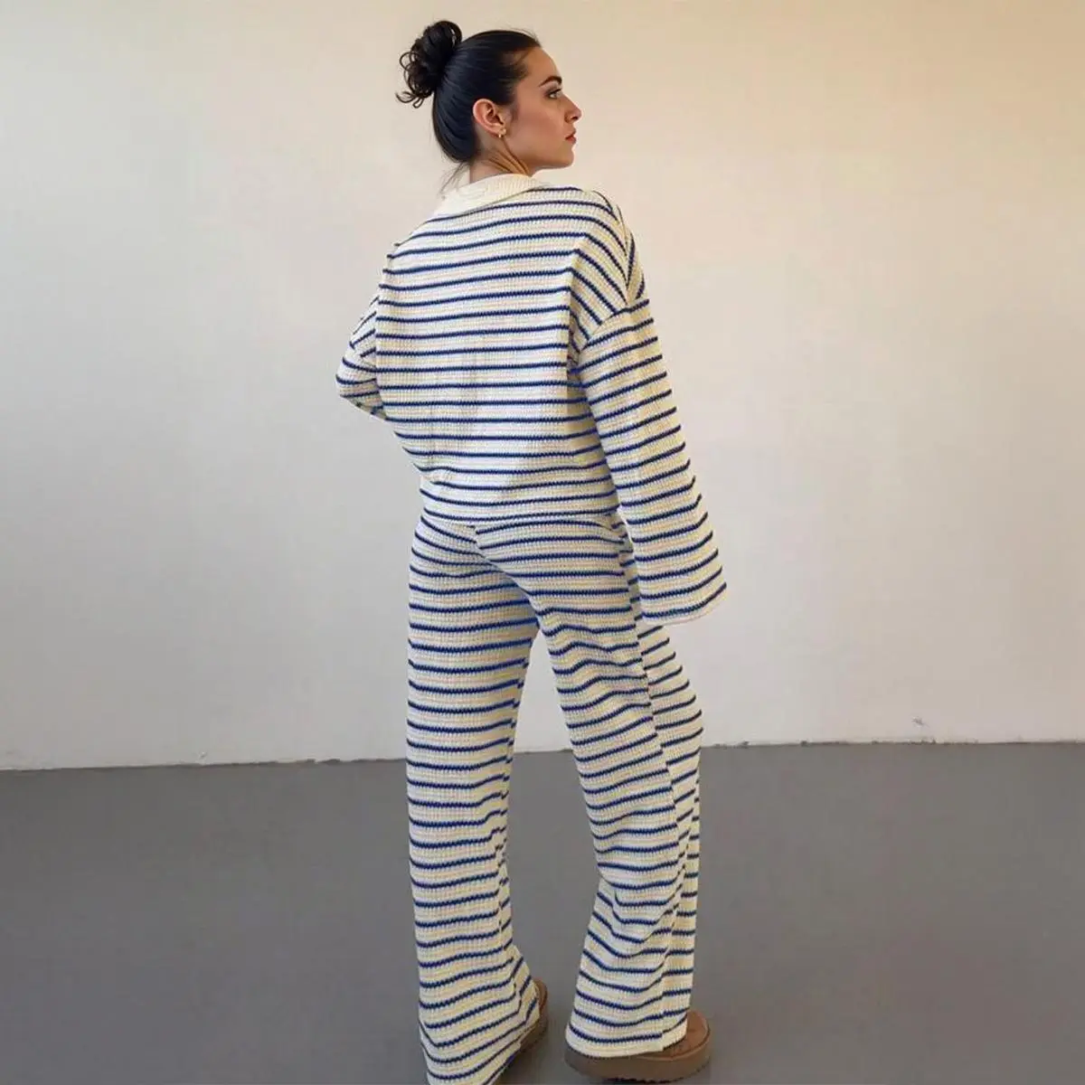 KatchMe Women's Casual Color Matching Stripe Long Sleeve Top & Wide Leg Trousers Co-ord, Soft V-Neck Loose Two Piece Outfits, Comfortable Womenswear（CN）