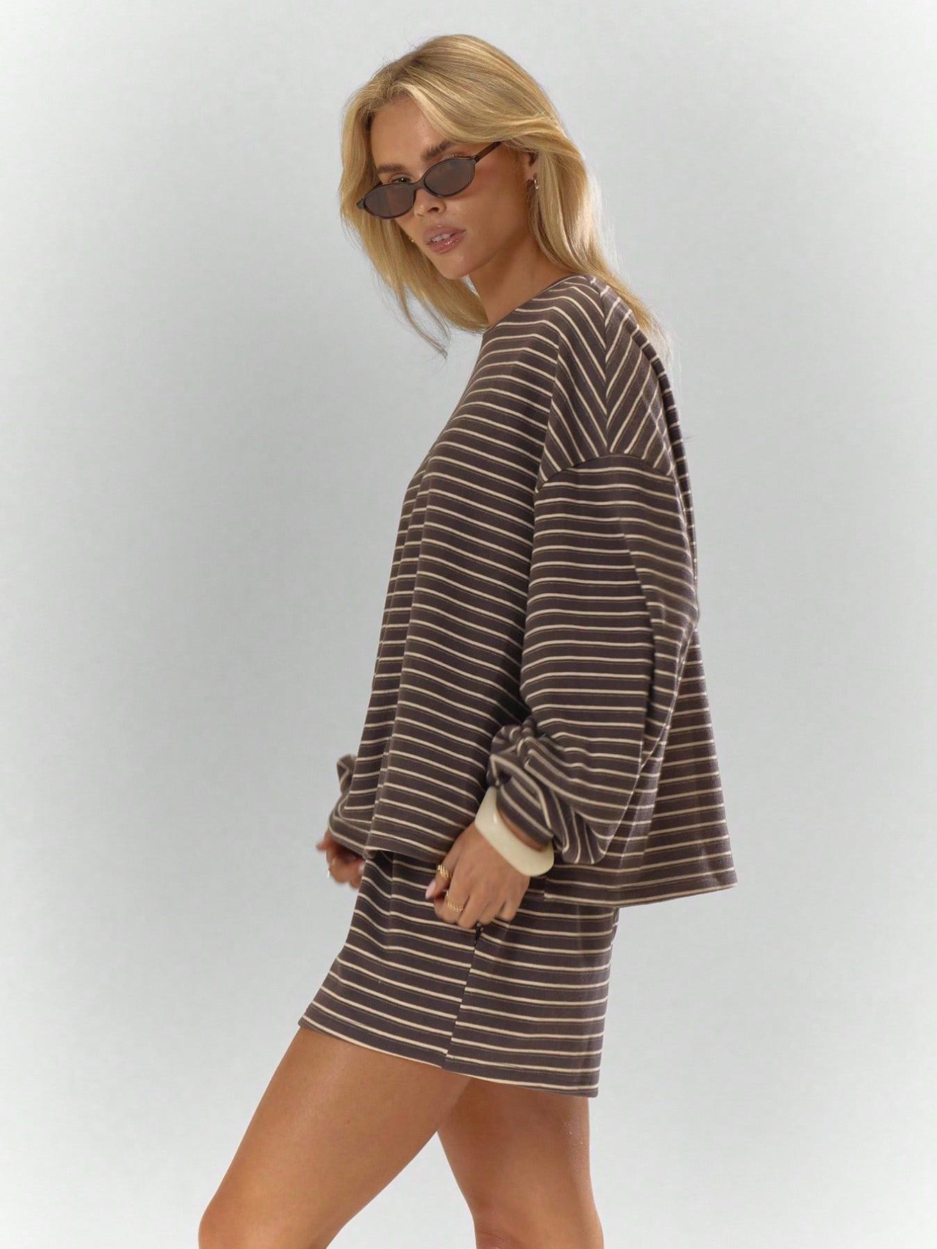 Women's Striped Set, Loose Fit Oversized, Casual Round Neck Long Sleeve Top, Pocket Shorts, 2-Piece Set, Soft Comfortable, Thick Warm Home Wear Everyday Women's Striped Set, Loose Fit Oversized, Casual Round Neck Long Sleeve Top, Pocket Shorts, 2-Piece Set, Soft Comfortable, Thick Warm Home Wear Everyday
