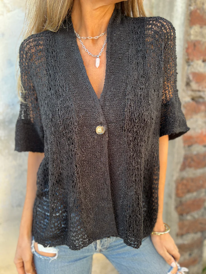 Hollow V-neck single button loose short sleeves
