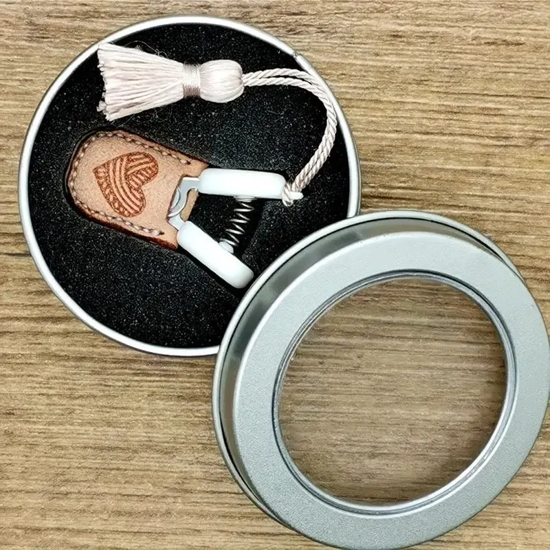 (🌲Early Christmas Sale- 49% OFF) Artistic Mini Scissors✂️, 🎁Metal Storage Box + Leather Cover