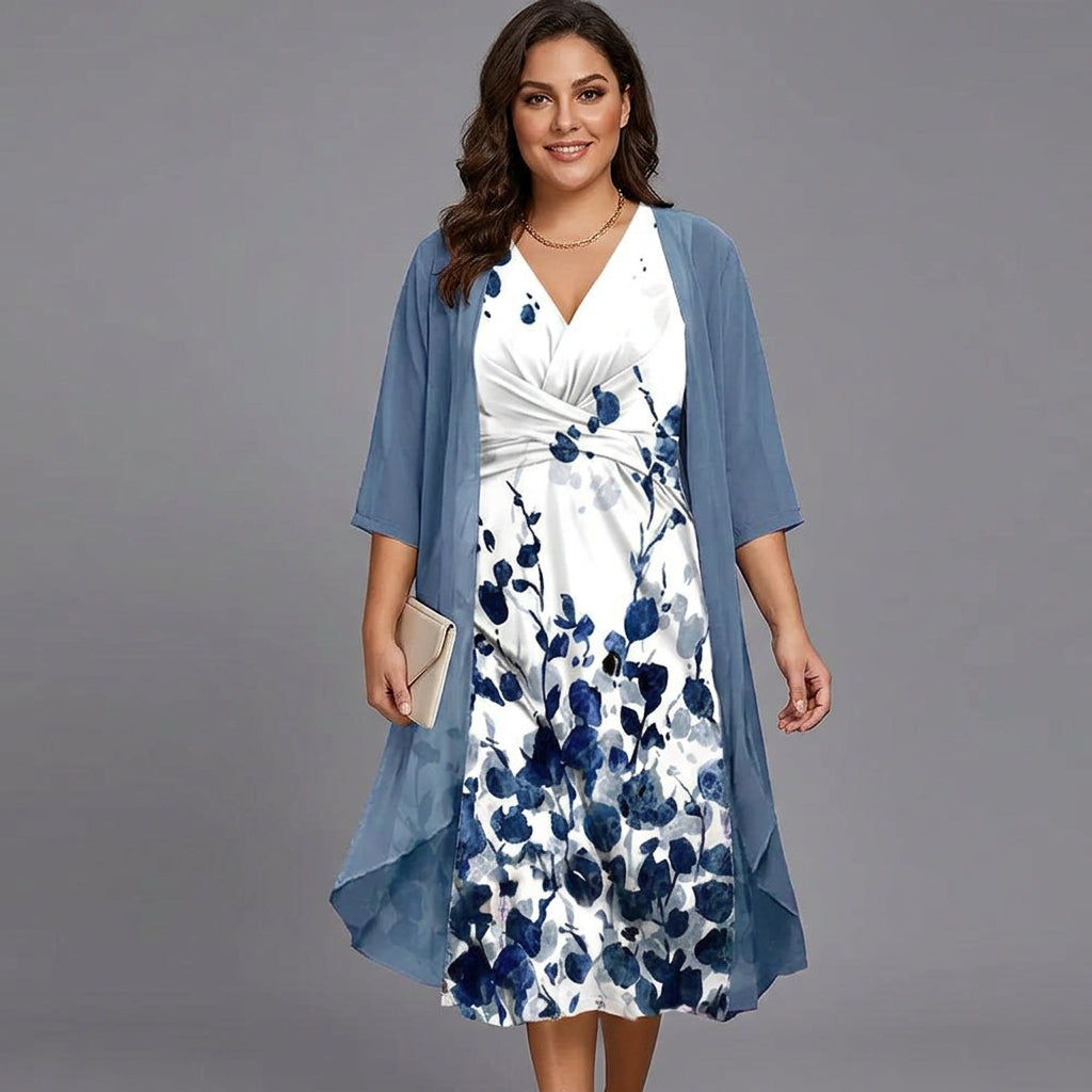 Quinn - Flowy Wrap Dress - Plus size model