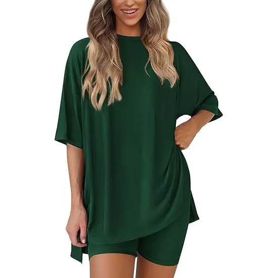 Women's 2026 Summer Minimalist Basic Suits, Two-Piece Set For Women Round Neck Oversized Shirt & Fitted Shorts Matching Clothing Set, Plus Size Split Hem Clothes for Airport Travel & Lounge, Crewneck  pretty girl sets