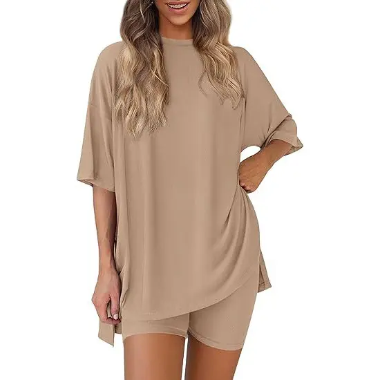 Women's 2026 Summer Minimalist Basic Suits, Two-Piece Set For Women Round Neck Oversized Shirt & Fitted Shorts Matching Clothing Set, Plus Size Split Hem Clothes for Airport Travel & Lounge, Crewneck  pretty girl sets