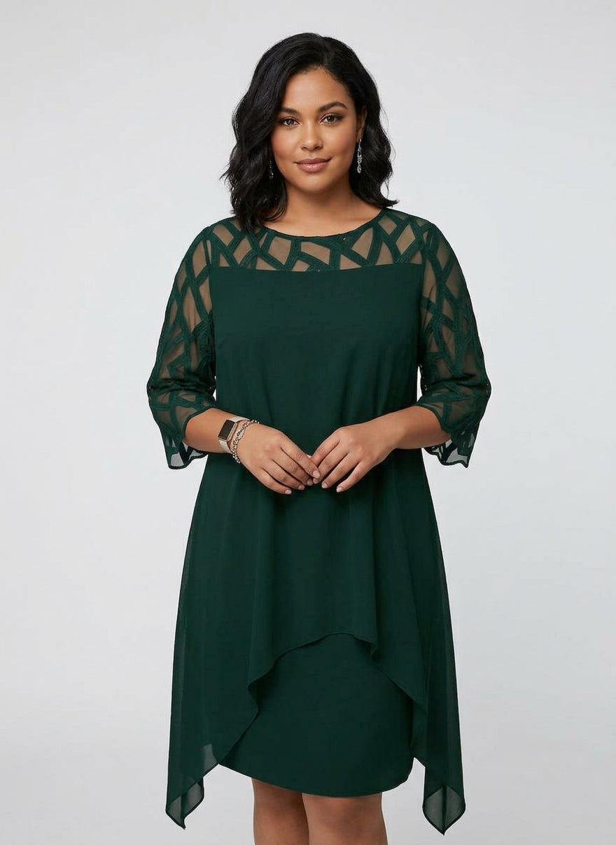 Elke - Classic Elegance Dress - Plus size model