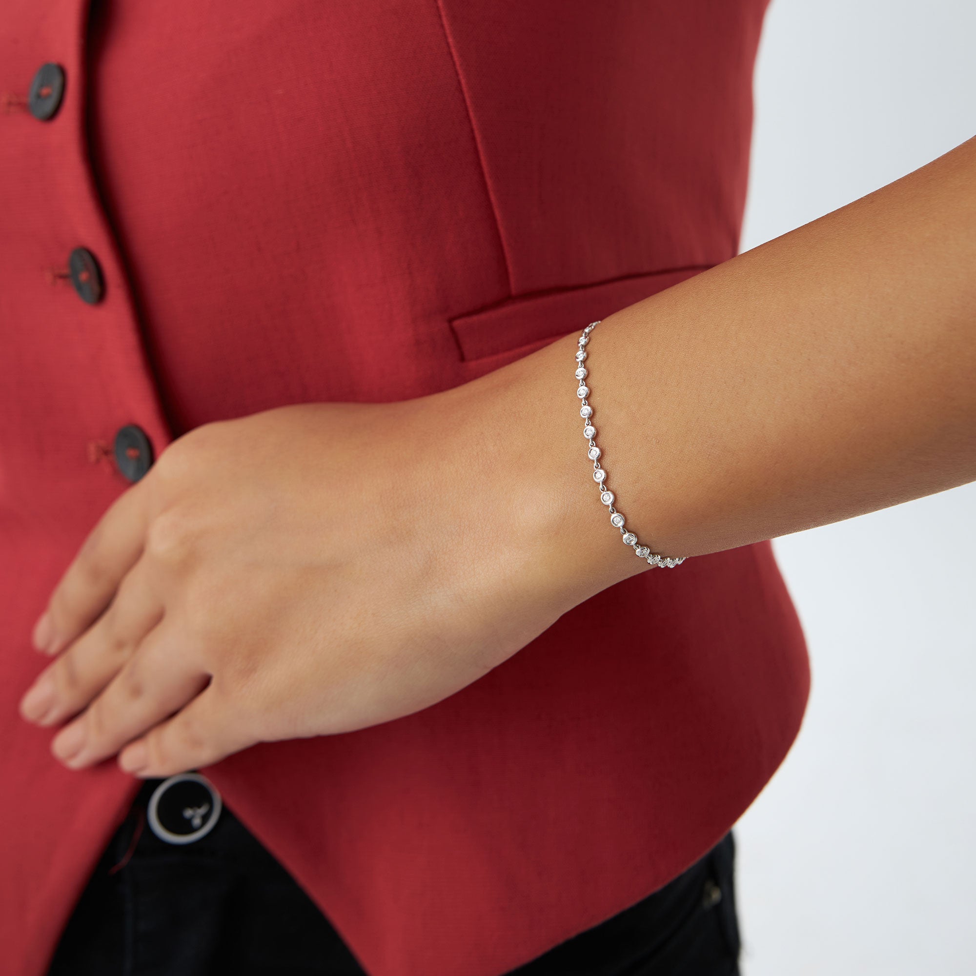 C-101  14K Gold Bezel Setting Diamond Tennis Bracelet