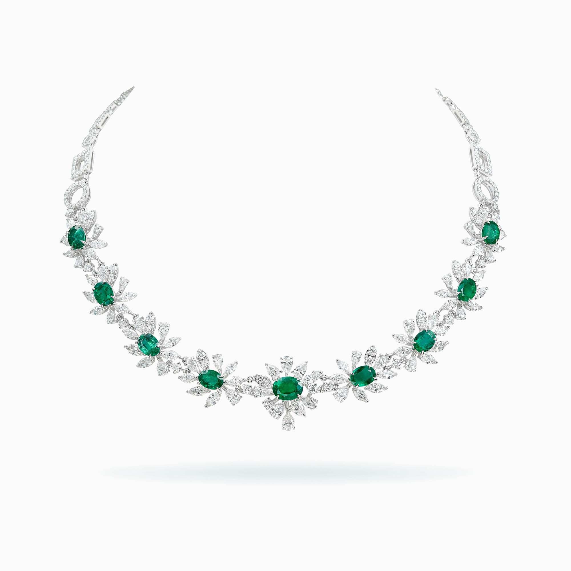E-048 18K White Gold Emerald & Diamond Necklace