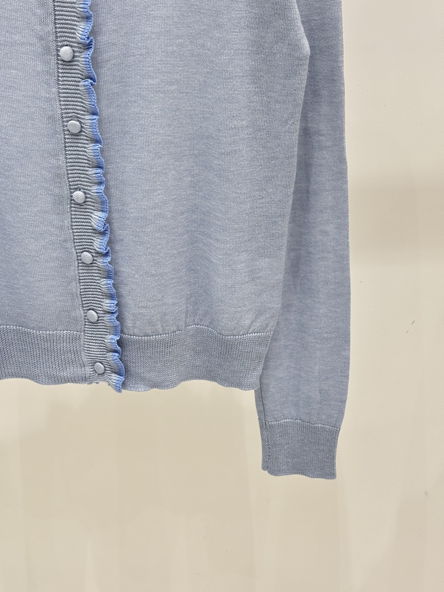 Mi Round  Logo Patch Ruffle Edge Design Simple Casual Knit Cardigan