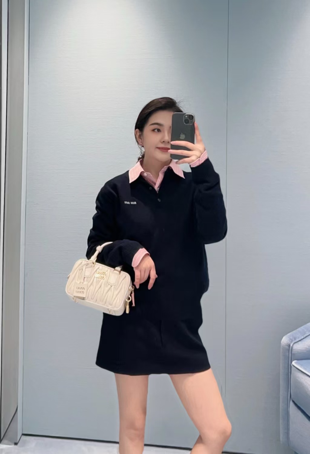  Miu*26 New Color-Block Polo Neck Sweatshirt