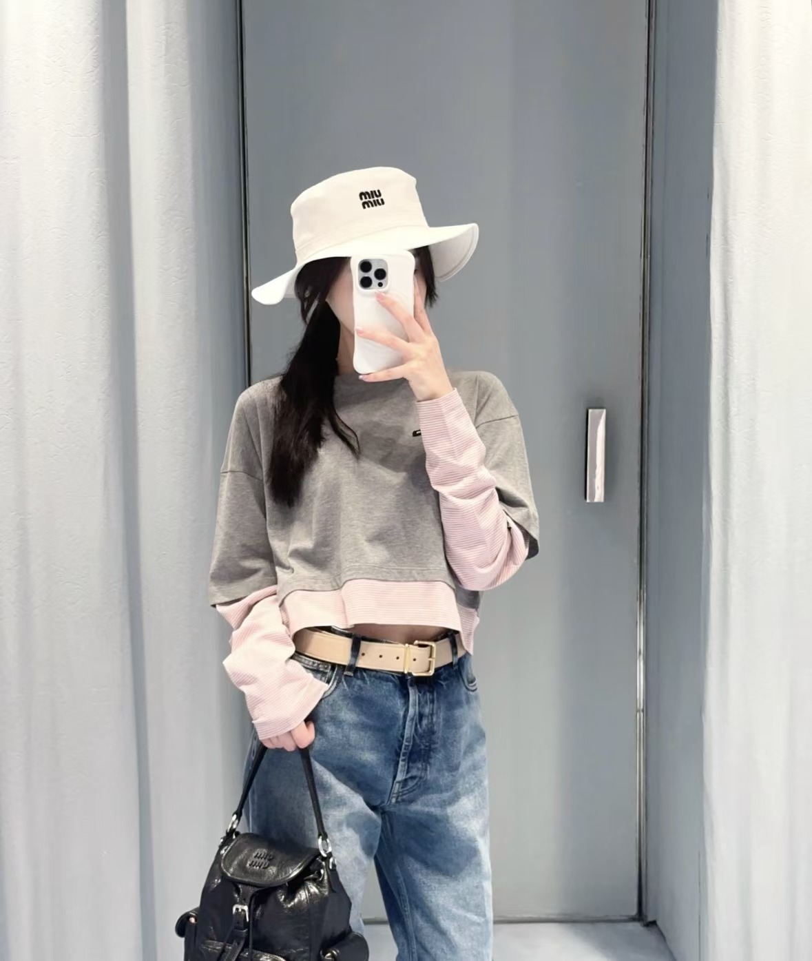  Mi** Fake Two-p190Piece Long Sleeve