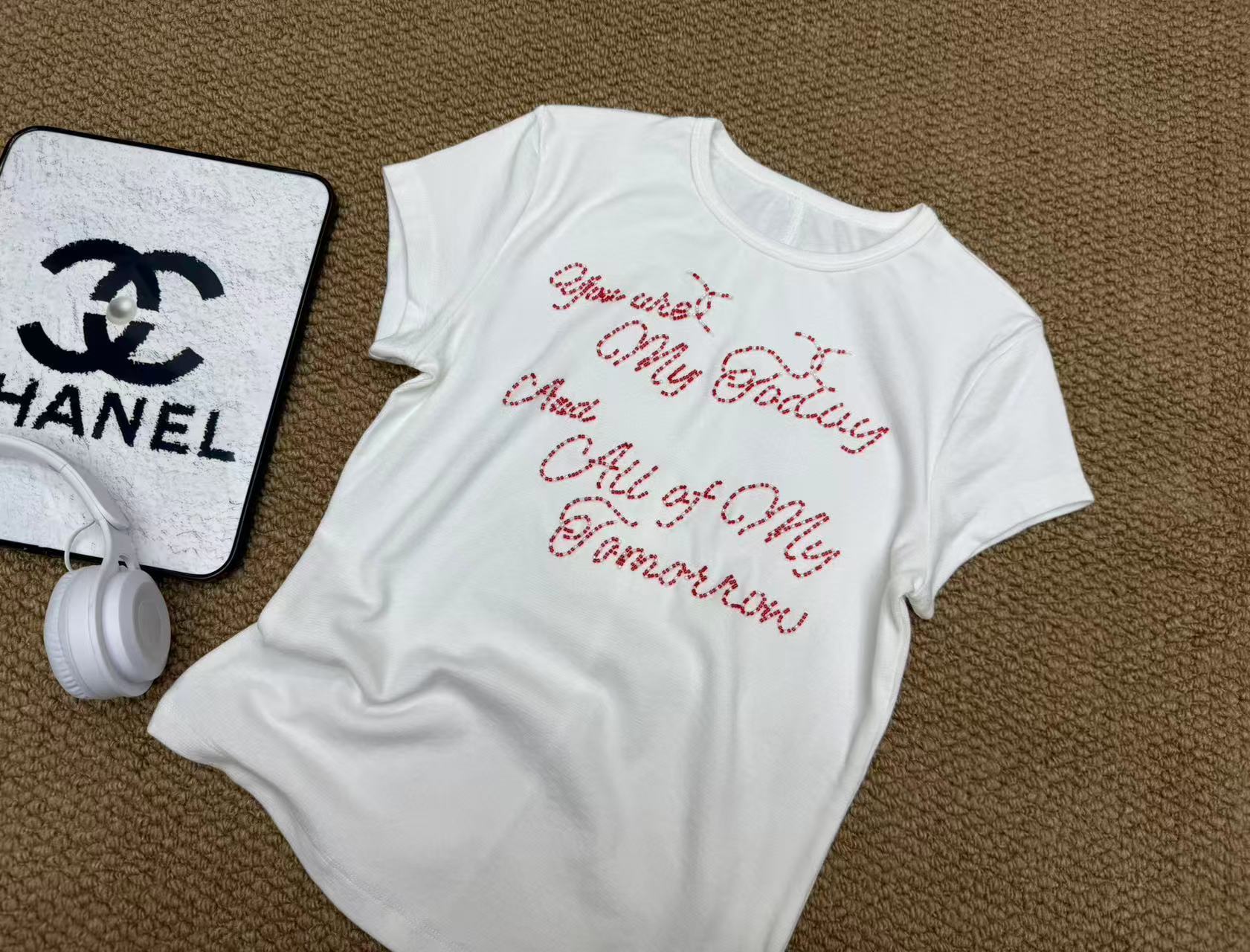 Cha New Style Beaded Letter T-shirt