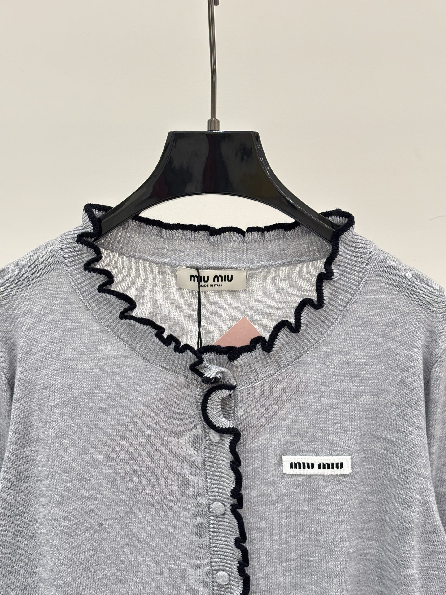 Mi Round  Logo Patch Ruffle Edge Design Simple Casual Knit Cardigan