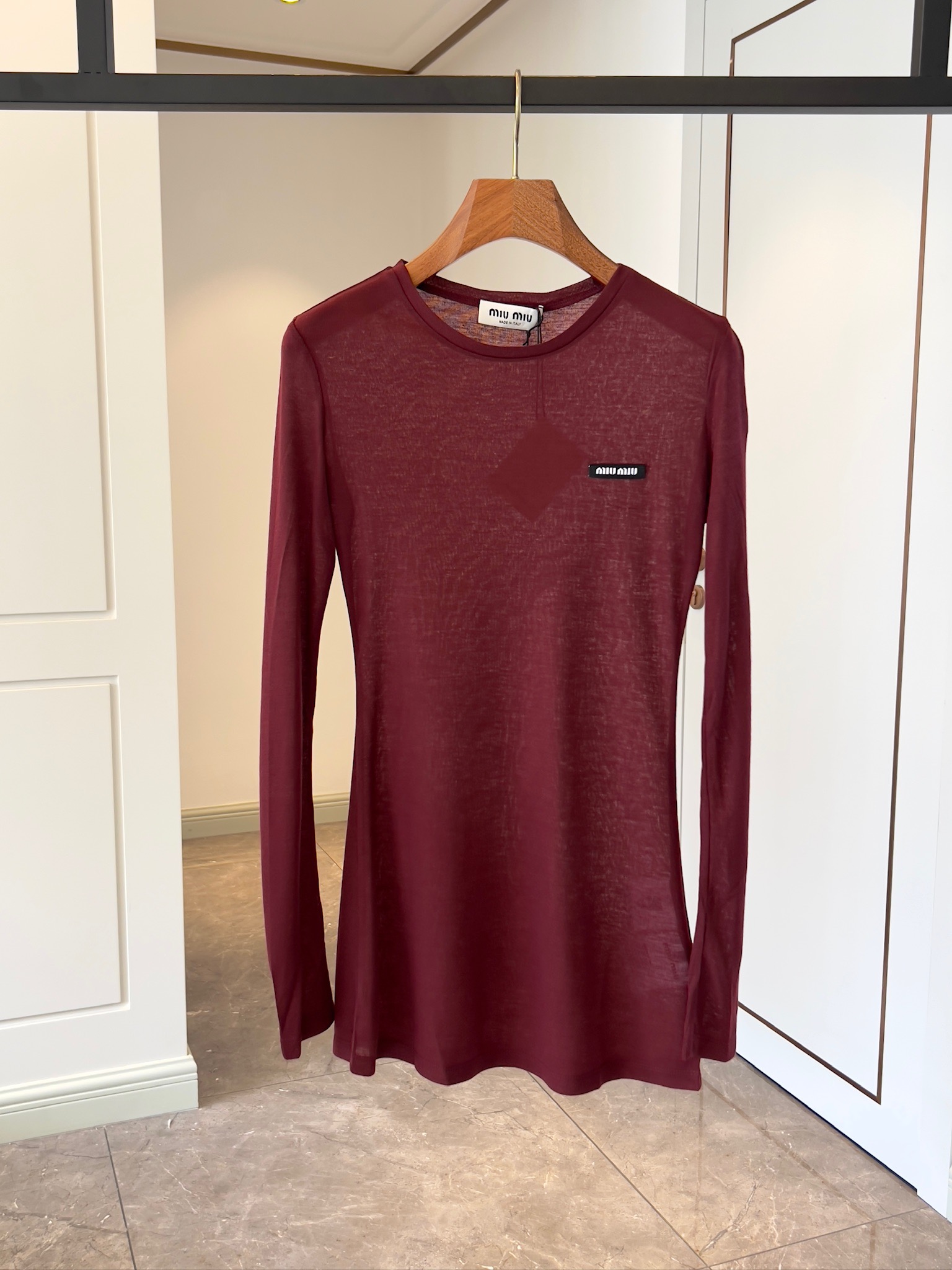 MIU25SS Lightweight Long Knitted Bottom Shirt
