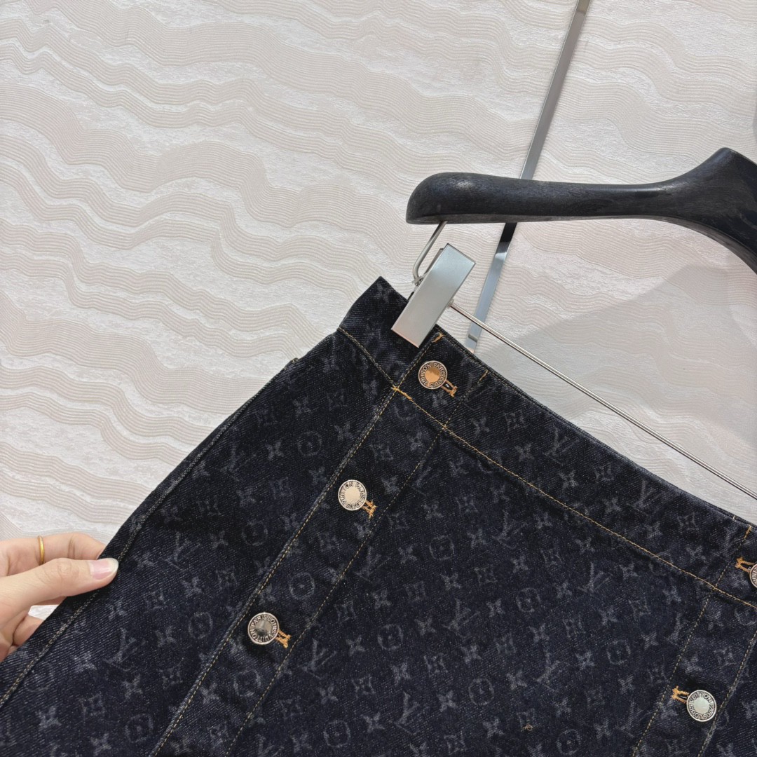1v Denim Aged Half Skirt