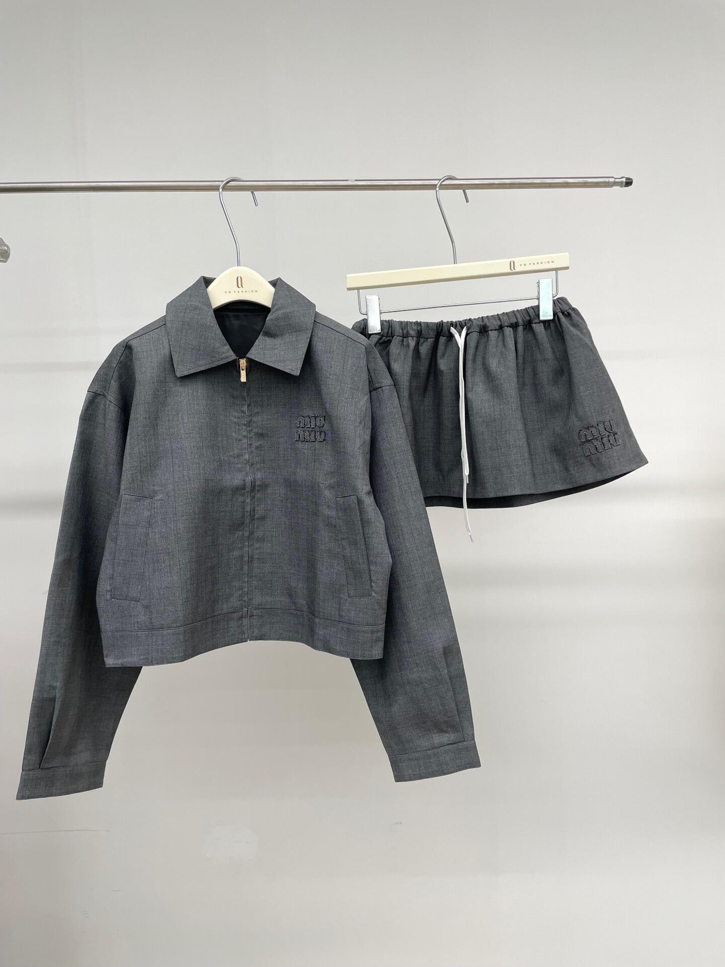 Miu Gray Suit