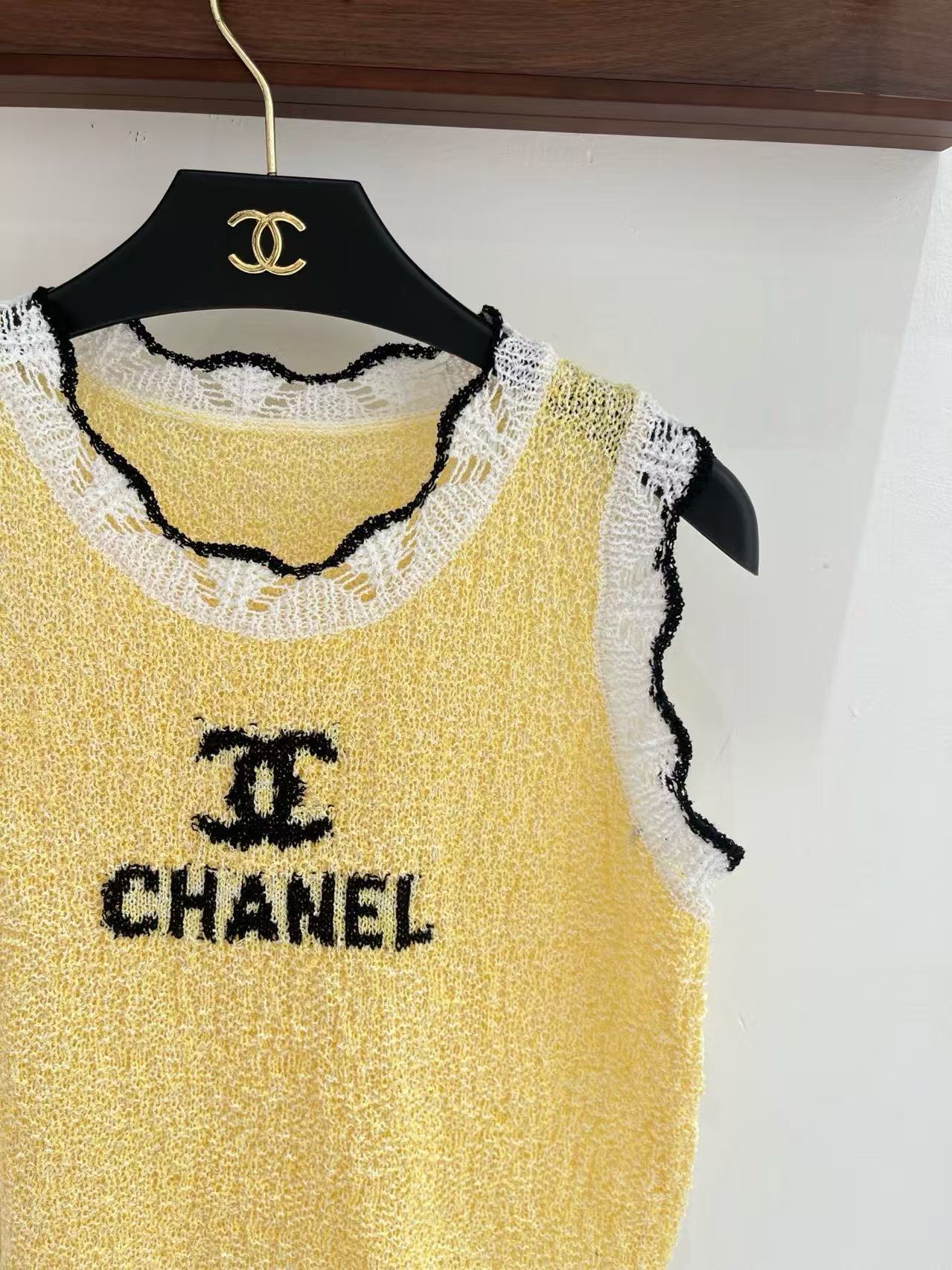 CC Lace-Trim Knit Vest with Embroidered Logo