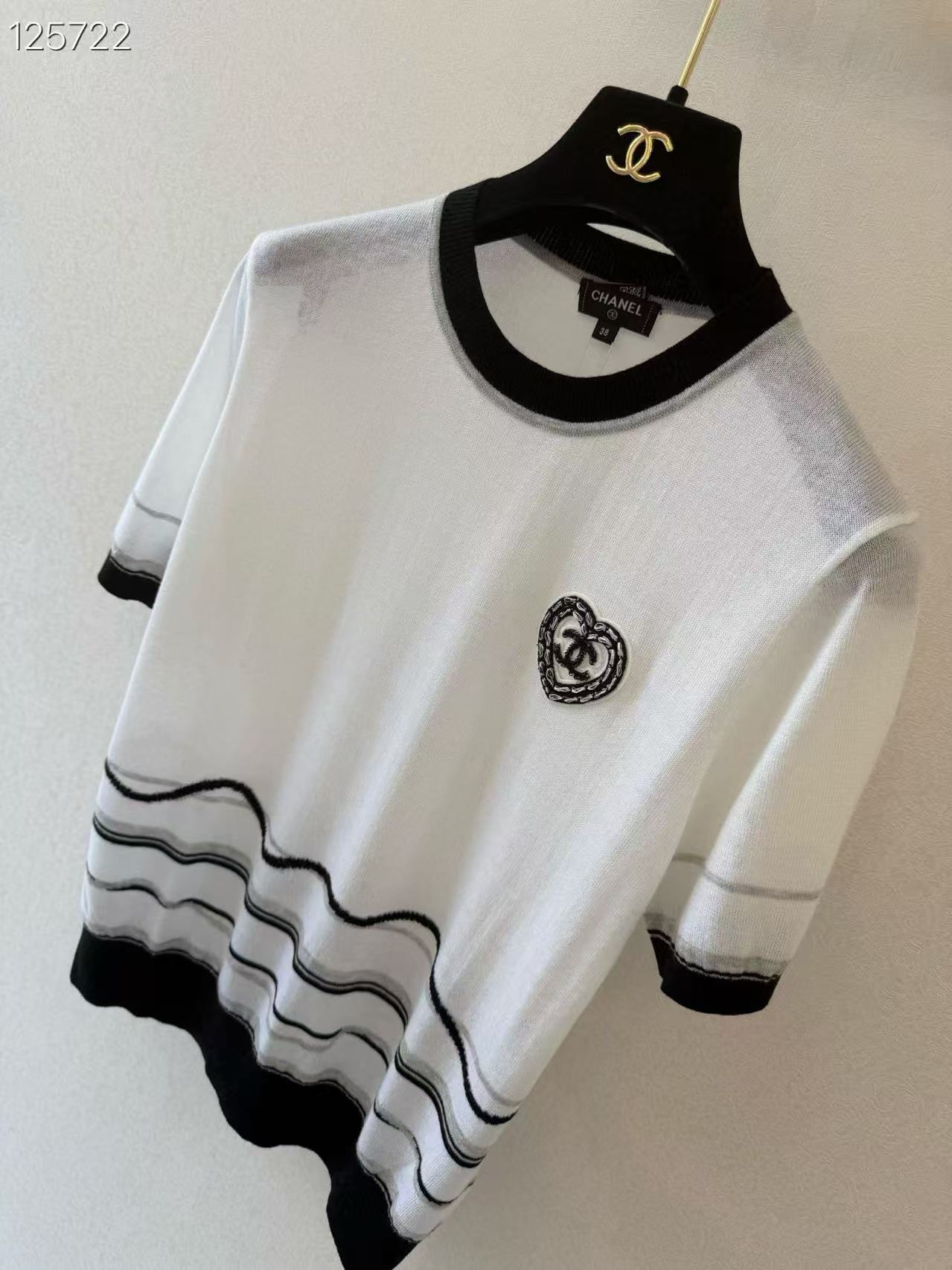 CC Heart-Logo Wavy Striped Knit Tee