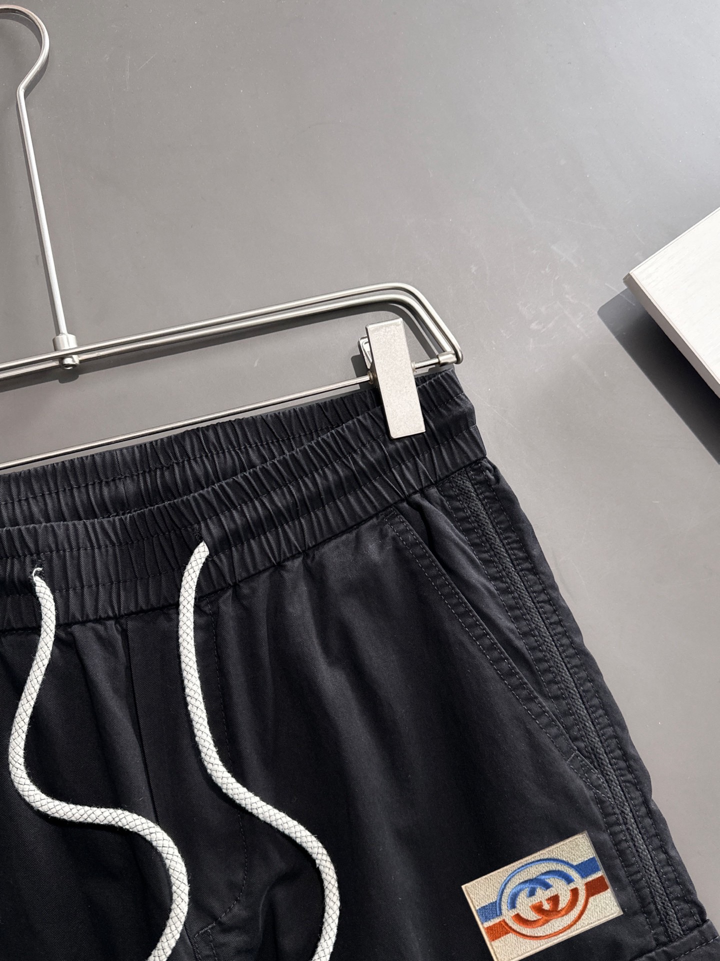 GG casual pants