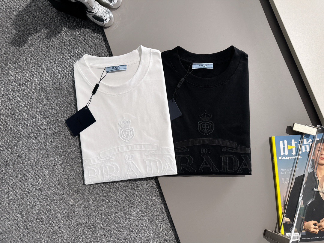 PLD Dark floral logo short sleeved shirt