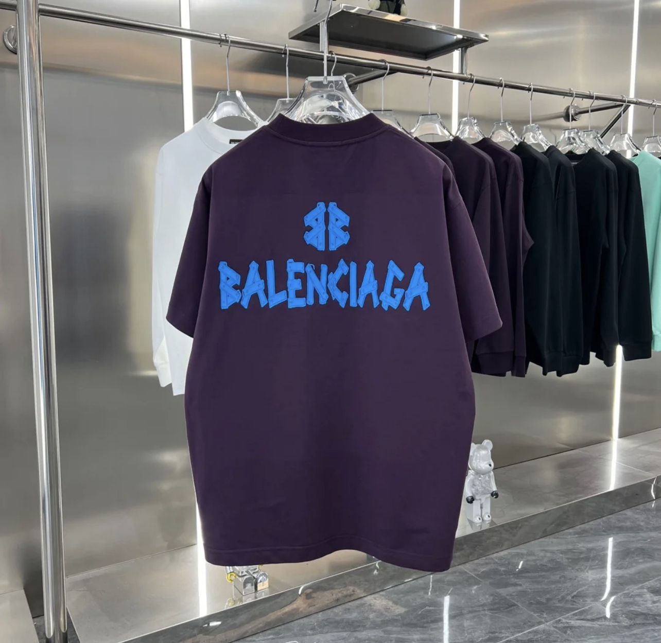 BA Back large letter short sleeved T-shirt