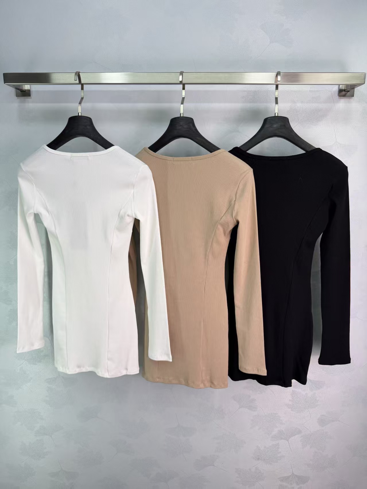 26 Early Autumn New Slim Fit Long Sleeve Base  Layer Shirt