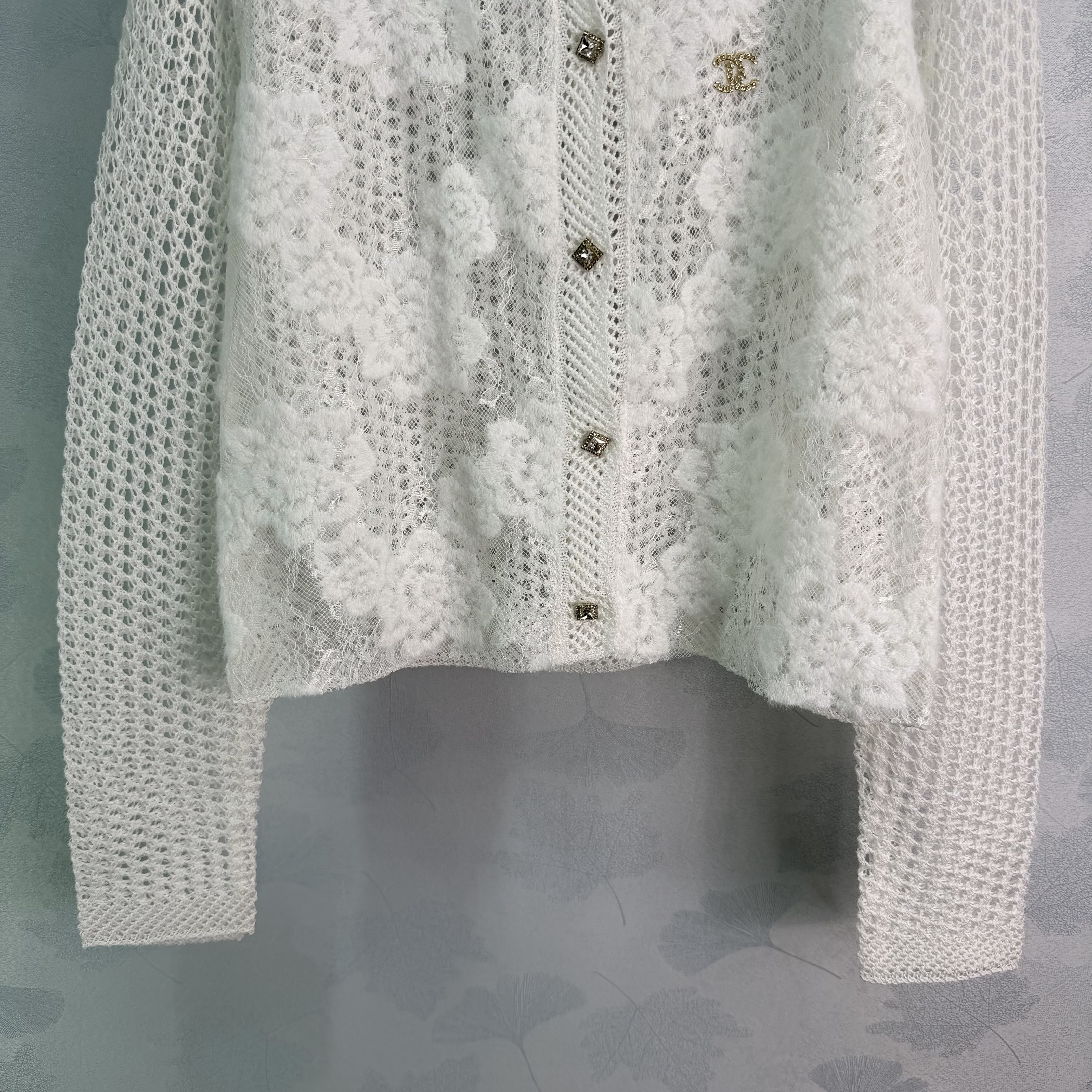 Cha* 2026 Early Autumn New Arrival Hollow Flower Embroidery Knit Cardigan!