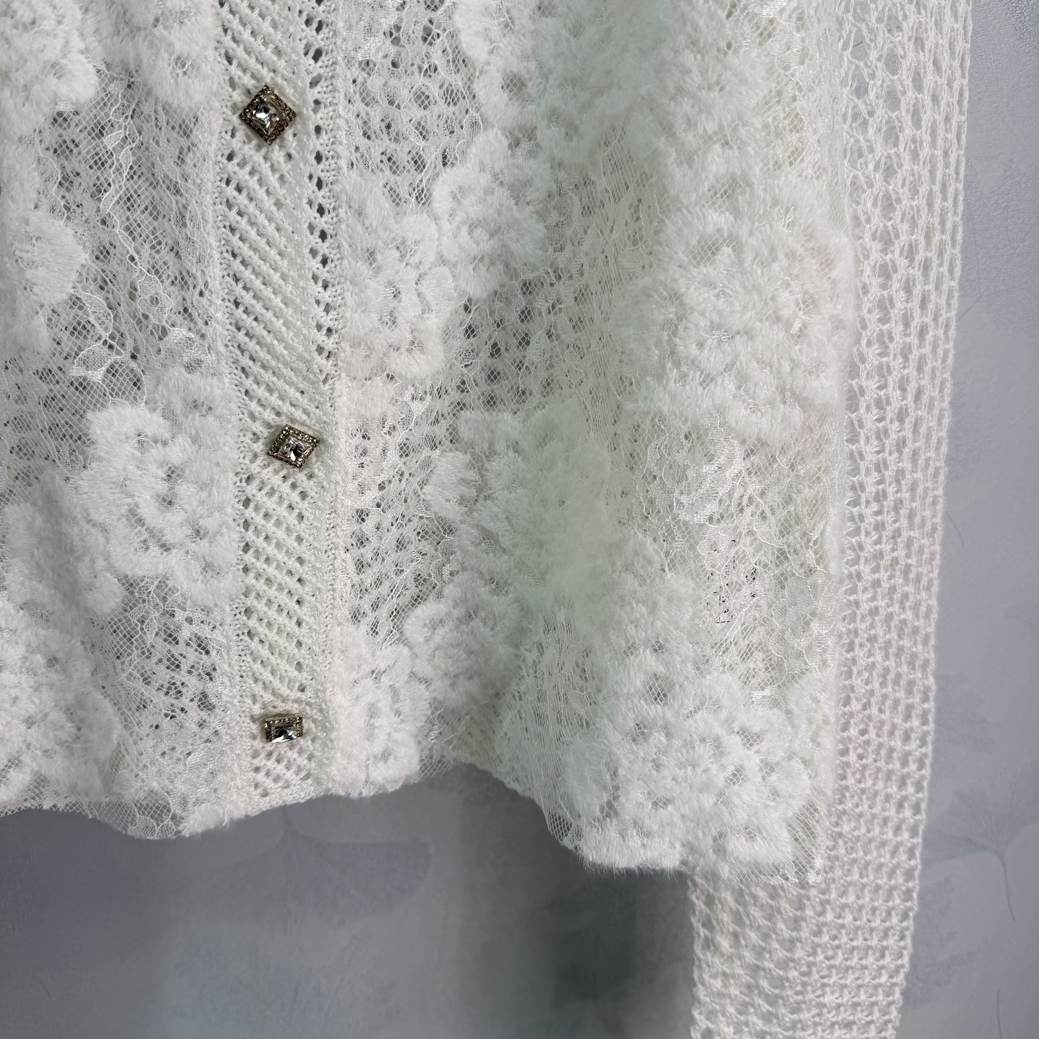 Cha* 2026 Early Autumn New Arrival Hollow Flower Embroidery Knit Cardigan!